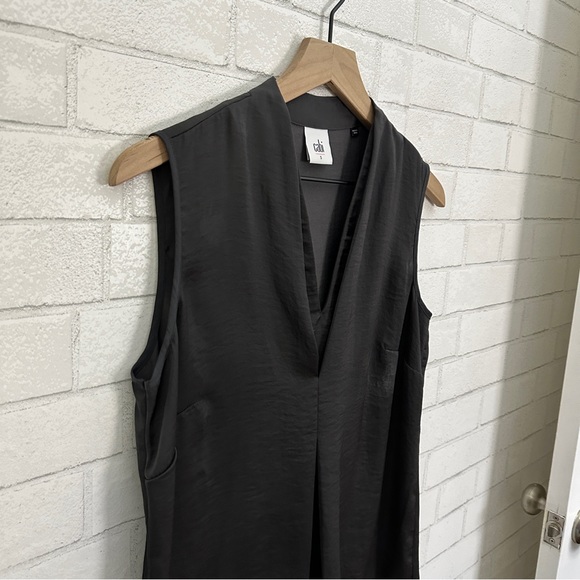 CABI Sleeveless Gray Top #3786 Veneer Top - Picture 4 of 8